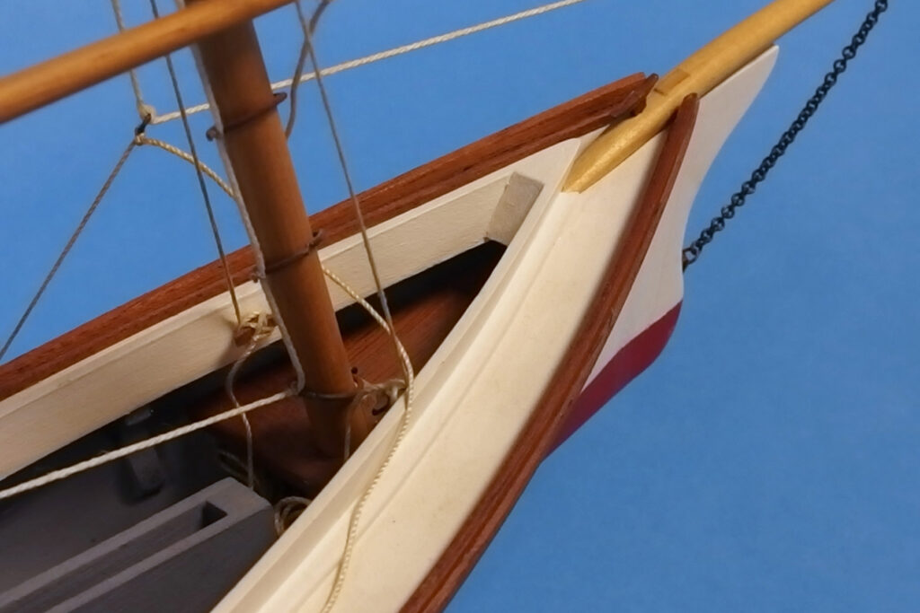 Model of Chesapeake Bay Three-Log Canoe - Bow and mast step