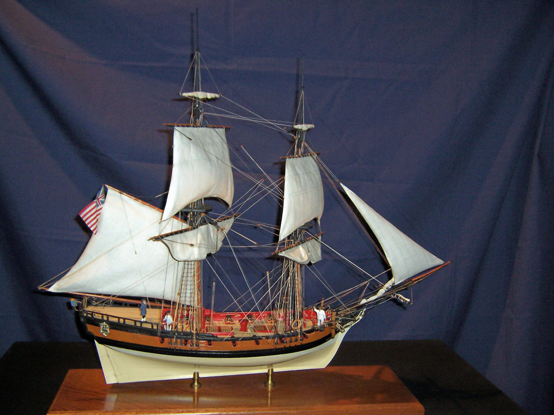 Model of privateer Fair American - Starboard side