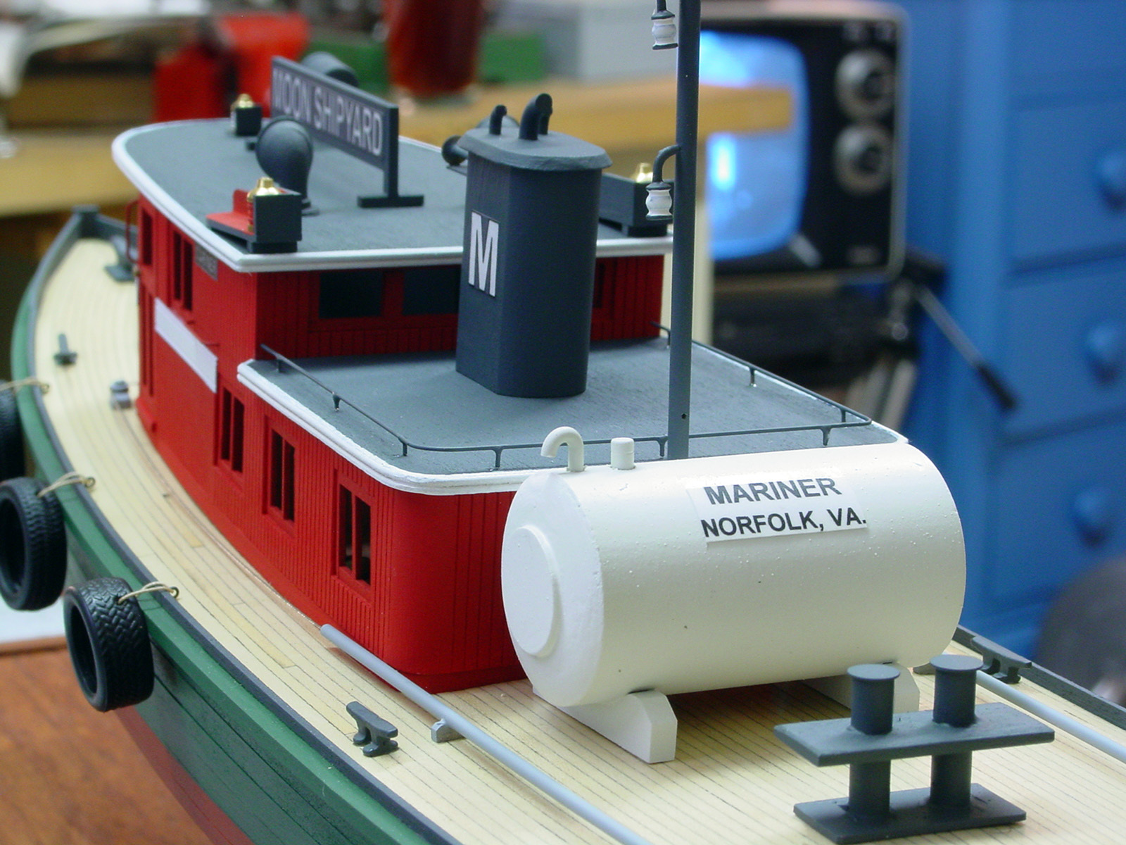 Model of tug 'Mariner' - deckhouse from port quarter