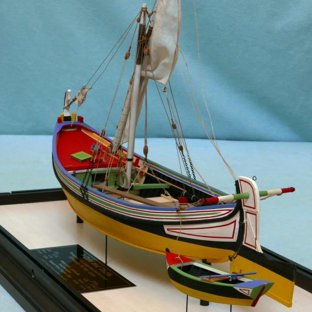 Model of a Portuguese Culé - port quarter