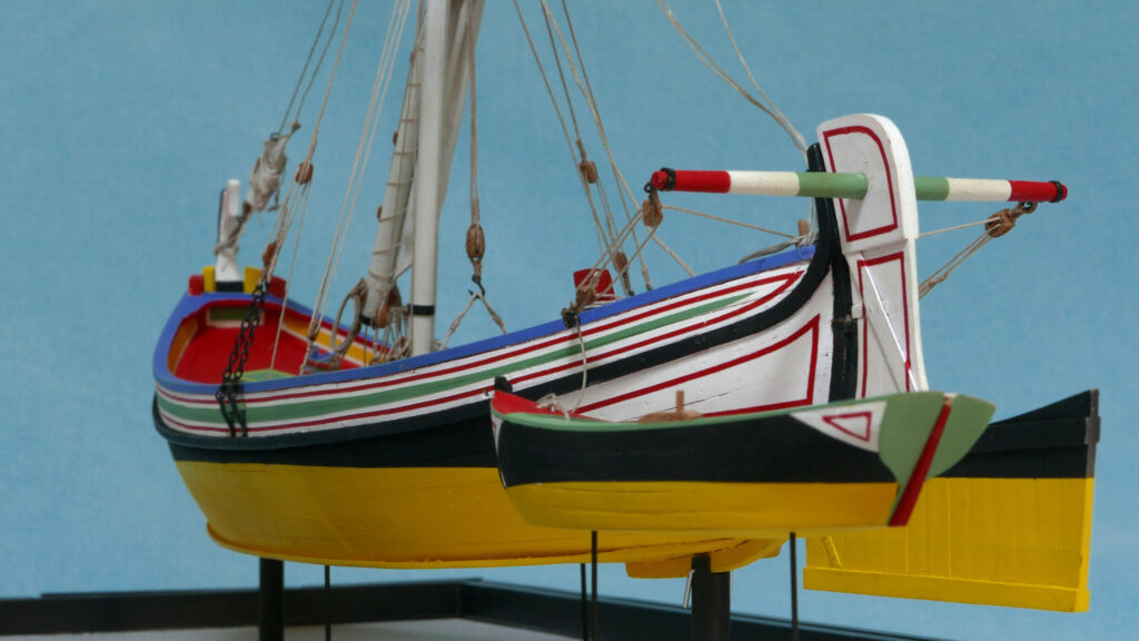 Model of a Portuguese Culé - port quarter, waterline